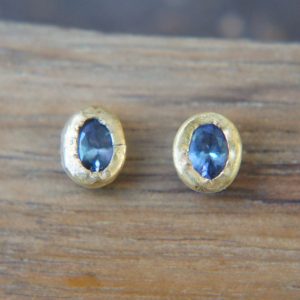 solid 22k gold- blue tanzanite- Studs -blue Earrings-stud earrings-22k gold earrings- blue earrings -solid gold studs- 22k gold studs