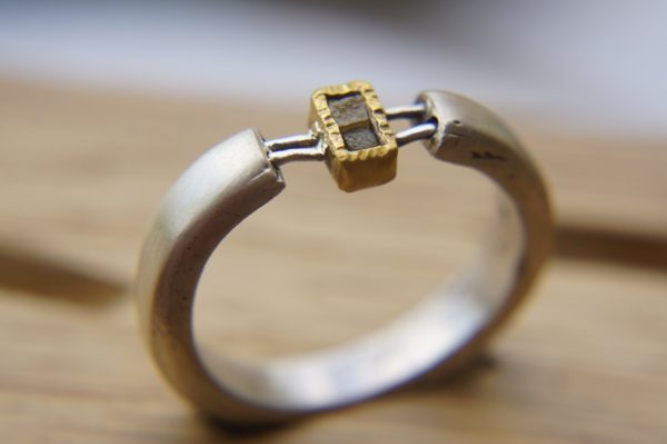 Raw Engagement Ring, 22K Gold and Rough cubic Diamond engagement ring,Unique Engagement ring,rough diamond ring, Alternative Engagement Ring