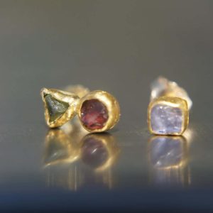 solid 24k gold- sapphire Studs -raw sapphire studs- Earrings-stud earrings-24k gold earrings-raw gem earrings- rough diamond earrings-