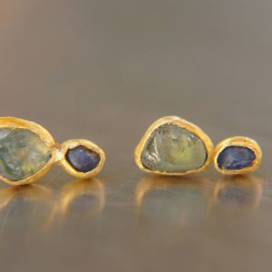solid 24k gold- raw gem Studs -raw gem stone- Earrings-stud earrings-24k gold earrings-raw gem earrings rough sapphire earrings-