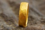 22k wedding band//22k yellow gold//artisan hammered handmade//fine gold ring// mans gold ring//unisex solid gold//22k gold wedding band ring