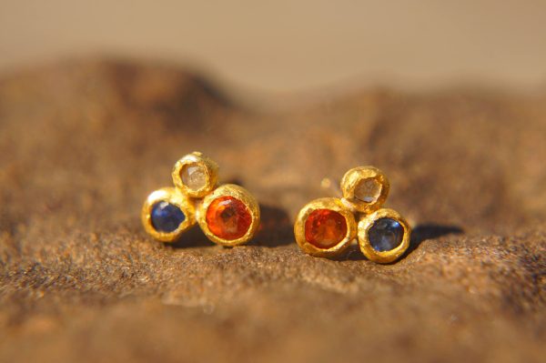 24k solid gold//orange sapphire & diamonds//diamond sapphire Earrings//stud earrings//gold earrings//sapphire earrings //24k gold earring