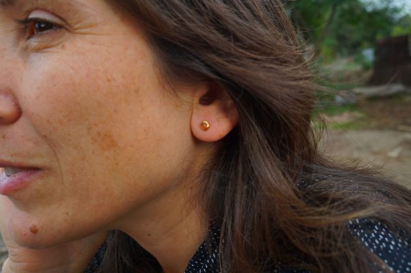 solid 22k gold -Rough blue sapphire  Earrings-stud earrings-22k gold earrings-  rough blue  sapphire earrings- raw sapphire earrings studs