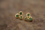 22k solid gold//green emerald Studs//22k gold Earrings//green emerald//gold stud earrings//22k gold earrings//raw emerald solid gold earring