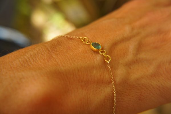 gold charm bracelet//14k gold bracelet//24k gold bracelet//charm bracelet with gem stone//diamond gold bracelet//rough stone charm//24k gold