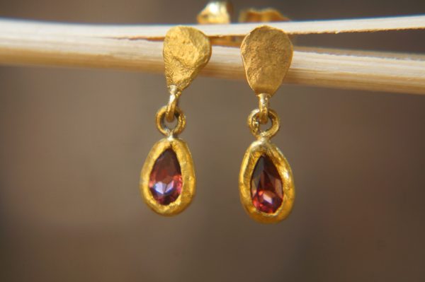 tiny gold dangle//24k topaz earring//blue drop gold earrings//24k gold drop earrings//blue topaz gold earrings//artisan rustic short dangle