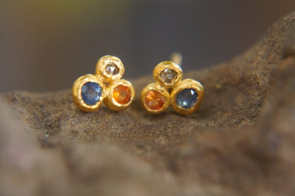 24k solid gold//orange sapphire & diamonds//diamond sapphire Earrings//stud earrings//gold earrings//sapphire earrings //24k gold earring