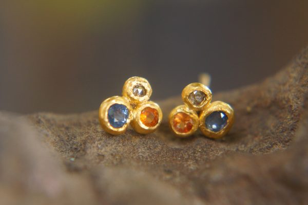 24k solid gold//orange sapphire & diamonds//diamond sapphire Earrings//stud earrings//gold earrings//sapphire earrings //24k gold earring