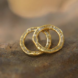 22k solid gold//cubic diamond Studs//gold Earrings//rough diamonds//gold stud earrings//22k gold earrings//raw cubic diamonds gold earring
