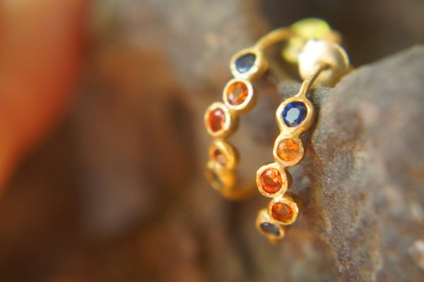 24k solid gold//orange sapphire hoop earrings//orange sapphire hoops//24k hoop earrings//gold earrings//sapphire hoops //24k gold studs