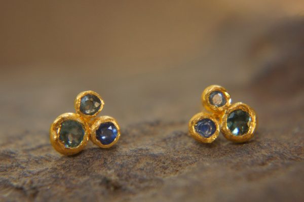 24k solid gold//sapphire ruby studs//blue sapphire Earrings//stud earrings//gold earrings//sapphire earrings //24k gold earring//gold ruby
