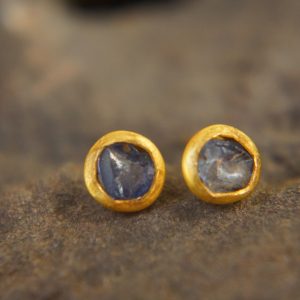 solid 22k gold -Rough blue sapphire Earrings-stud earrings-22k gold earrings- rough blue sapphire earrings- raw sapphire earrings studs