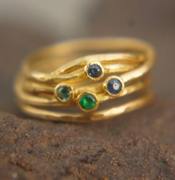 sapphire gold ring//artisan emerald ring//emerald sapphire ring//engagement unique ring//22k gold ring//sapphire gold ring//22k gold ring