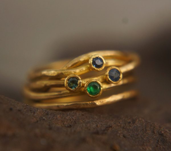 sapphire gold ring//artisan emerald ring//emerald sapphire ring//engagement unique ring//22k gold ring//sapphire gold ring//22k gold ring