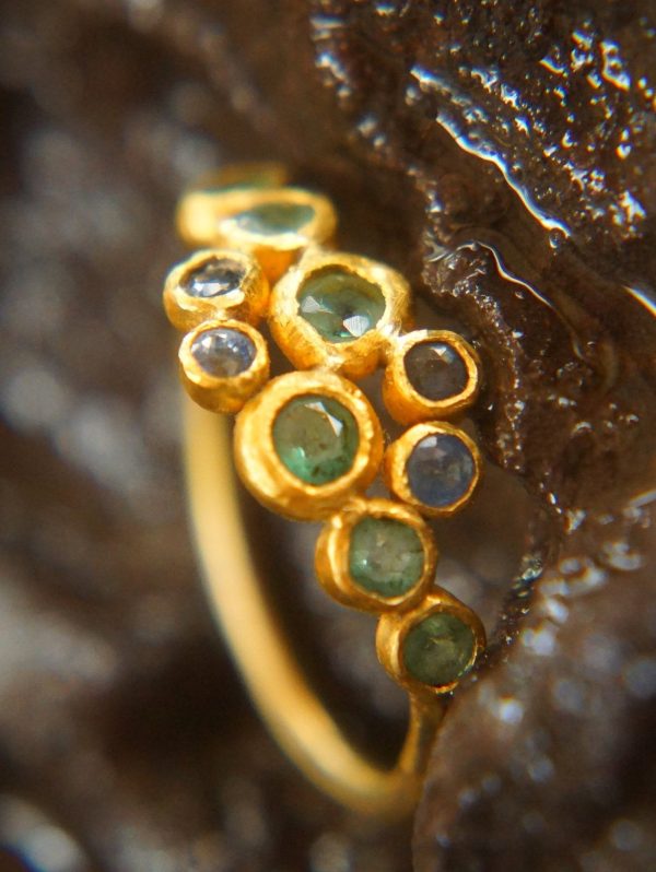 sapphire gold ring//artisan emerald ring//emerald sapphire ring//engagement earrings//24k gold ring//emerald gold ring//24k gold earring