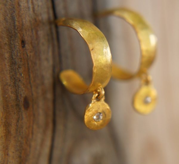 22k gold hoop earring//gold diamond hoops//22k gold jewelry//handmade gold hoop earrings,artisan fine gold unisex hoops//unique small hoop