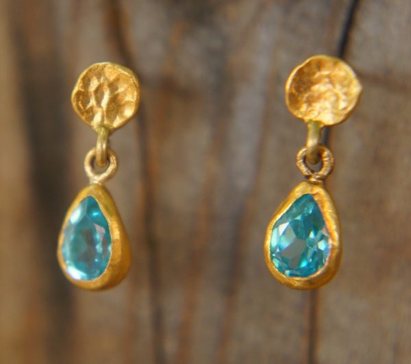 tiny gold dangle//24k topaz earring//blue drop gold earrings//24k gold drop earrings//blue topaz gold earrings//artisan rustic short dangle