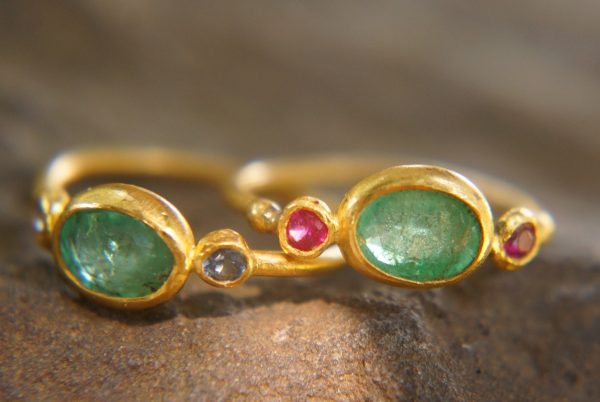 24k sapphire ring//artisan emerald ring//tsavorite 24k ring///24k gold ring//24k gold sapphire tsavorite ring//blue sapphire ring