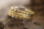 tiny diamonds ring set//18k gold diamonds ring//hammered engagement//18k gold engagement//multi stone diamonds ring//boho engagement ring