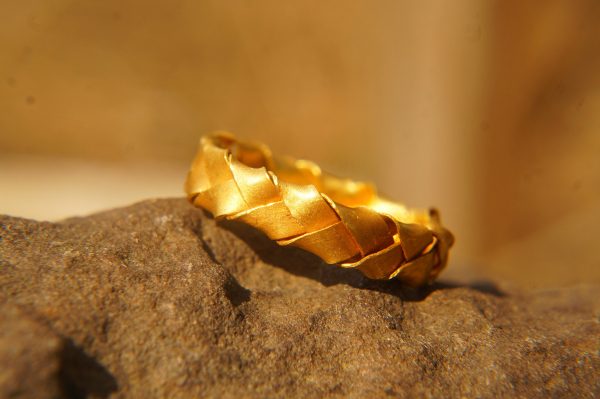 22k wedding band//22k yellow gold//artisan braided wedding//braided gold ring//mans gold ring//unisex solid gold//22k gold wedding band ring