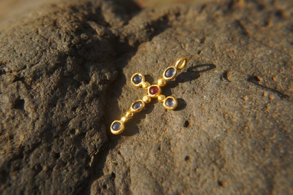 24k gold cross//gold sapphire cross//gold artisan ruby//Ruby cross pendant//blue sapphire gold cross//ruby 24k cross//artisan gold cross