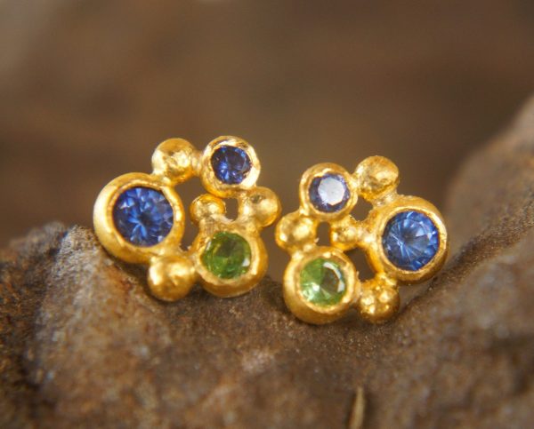 24k gold jewelry//blue sapphire studs//24k gold Studs//24k gold earrings//green tzavorite earrings//sapphire gold earrings//solid gold studs