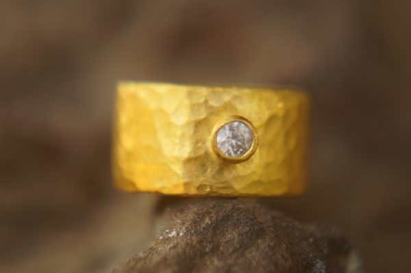 22k gold diamond ring//gold diamond ring//hammered diamond engagement ring//22k gold engagement//artisan diamond ring//boho engagement ring