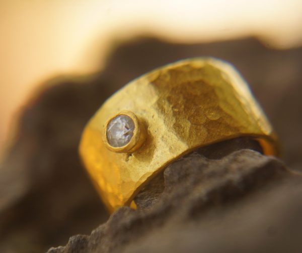 22k gold diamond ring//gold diamond ring//hammered diamond engagement ring//22k gold engagement//artisan diamond ring//boho engagement ring