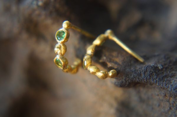 24k gold hoops, hand made artisan gold hoops. green garnet small hoops ,gold with green tzavorite earrings, nugget pebble 24k gold hoops
