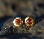 solid 24k gold//Blue zircon Studs//natural blue zircon gold Earrings//gold stud earrings//24k gold earrings//Blue gem gold stud//24k artisan