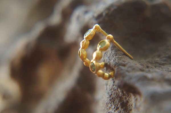 24k gold hoops, hand made artisan gold hoops. green garnet small hoops ,gold with green tzavorite earrings, nugget pebble 24k gold hoops