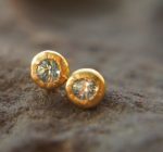 solid 24k gold//Blue zircon Studs//natural blue zircon gold Earrings//gold stud earrings//24k gold earrings//Blue gem gold stud//24k artisan