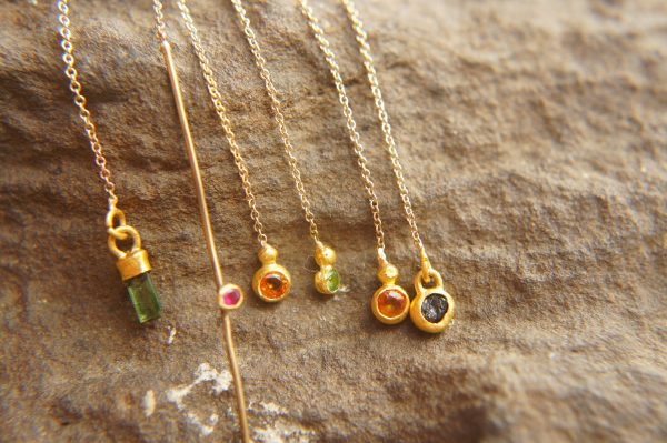 long threaders//24k gold green tourmaline crystal threaders earrings//gold green gem threaders earrings//unique artisan threader earrings