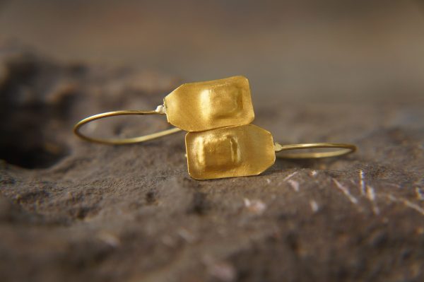 22k gold organic earrings//22k square dangle//Gold dangle earrings//short dangle earrings//gold rectangle earrings//artisan dangle earrings