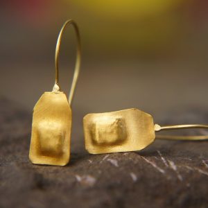 22k gold organic earrings//22k square dangle//Gold dangle earrings//short dangle earrings//gold rectangle earrings//artisan dangle earrings