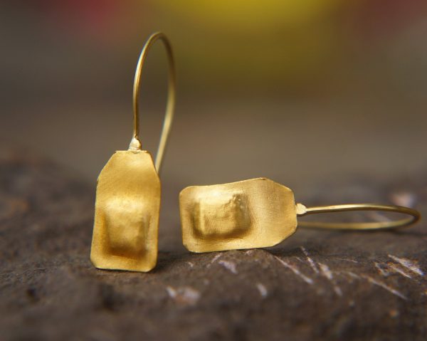 22k gold organic earrings//22k square dangle//Gold dangle earrings//short dangle earrings//gold rectangle earrings//artisan dangle earrings