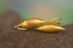 22k gold organic earrings//22k leaf dangle//Gold dangle earrings//short dangle earrings//gold leaf earrings//botanic dangle earrings