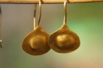 22k gold organic earrings//22k dome dangle//Gold dangle earrings//short dangle earrings//gold round earrings//botanic dangle earrings