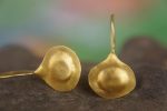 22k gold organic earrings//22k dome dangle//Gold dangle earrings//short dangle earrings//gold round earrings//botanic dangle earrings