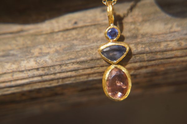 solid 24k gold pendant//gold sapphire and tourmaline charm//gemstone pendant//pink  tourmaline pendant//24 k gold pendant// solid gold charm
