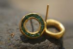 22k solid gold//green emerald Studs//22k gold Earrings//green emerald//gold stud earrings//22k gold earrings//raw emerald solid gold earring