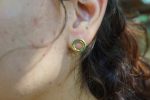 22k solid gold//green emerald Studs//22k gold Earrings//green emerald//gold stud earrings//22k gold earrings//raw emerald solid gold earring