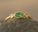 24k emerald and neon blue topaz ring//artisan emerald topaz ring//emerald 24k ring//24k gold ring//24k gold emerald ring//gold emerald topaz