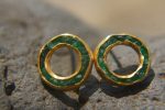 22k solid gold//green emerald Studs//22k gold Earrings//green emerald//gold stud earrings//22k gold earrings//raw emerald solid gold earring