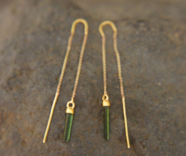 long threaders//24k gold green tourmaline crystal threaders earrings//gold green gem threaders earrings//unique artisan threader earrings