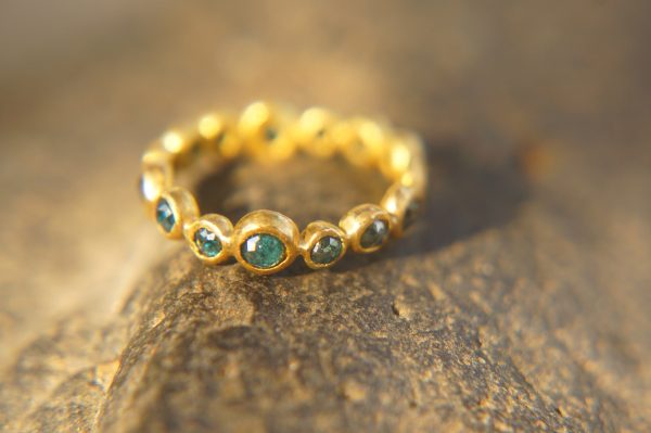 blue diamonds ring//24k gold diamonds ring//24k diamond engagement//24k gold engagement//artisan blue diamonds ring//boho engagement ring