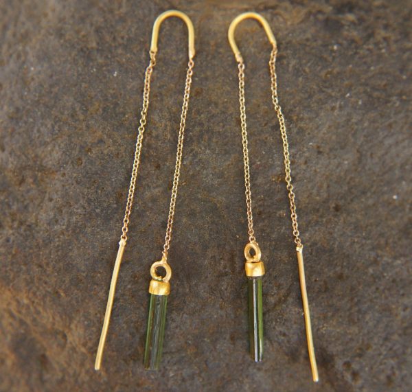 long threaders//24k gold green tourmaline crystal threaders earrings//gold green gem threaders earrings//unique artisan threader earrings