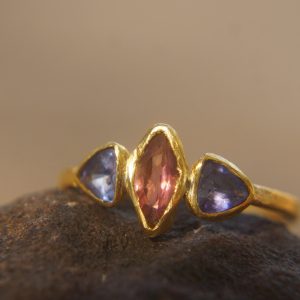 blue sapphire ring, gold sapphire ring, 24k gold ring, unique engagement ring, rough diamond ring, gold ring, gold sapphire with 2 diamonds