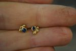 24k sapphire studs//24k gold earrings//24k gold blue sapphire//gold stud earrings//24k gold earrings//artisan 24k studs//boho artisan studs