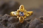 sapphire gold ring//artisan multi stone//yellow sapphire ring//blue sapphire gold ring//gold multi stone ring//24k gold ring